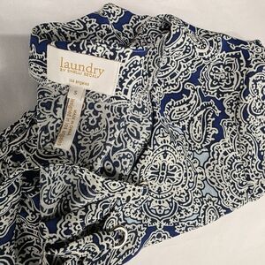 Laundry by Shelli Segal Blue and White Paisley Blouse Lightweight Flowy Size S